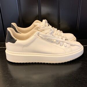 Steve Madden Catcher White and Black Low-Top Sneakers